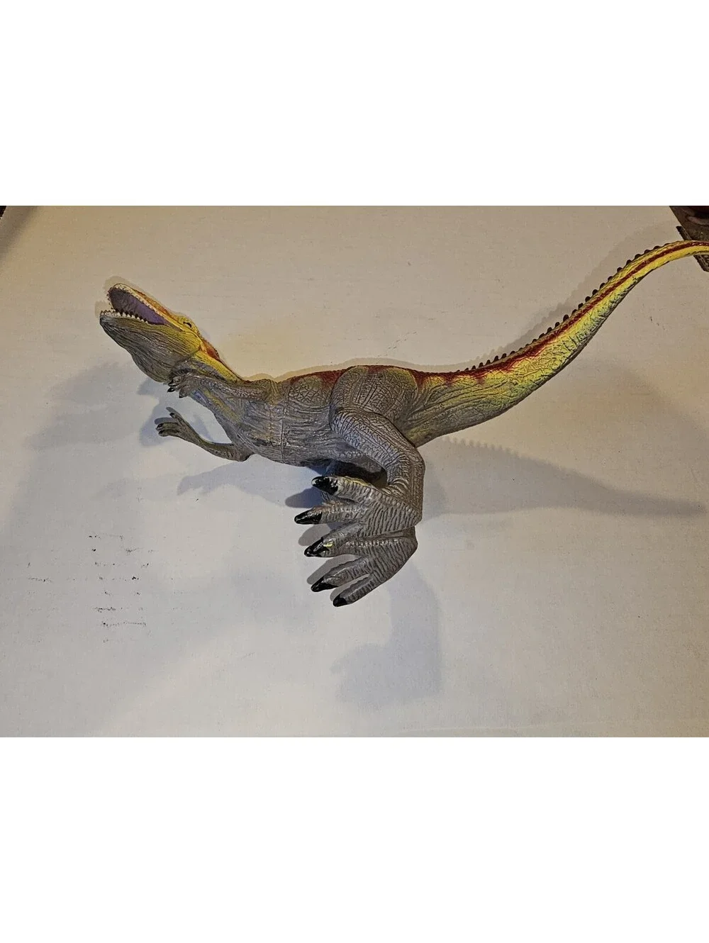 Shantou Giganotosaurus Tyrannosaurus Dinosaur Figure Red Yellow